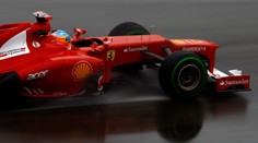 Alonso vládl kvalifikaci v Německu, pole position má podruhé v řadě