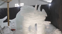 V Beskydech začíná festival ledových soch. K vidění budou i dinosauři