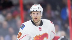 Jágrův spoluhráč to přepískl: "Ošu*ám ti ženu," řekl soupeři!