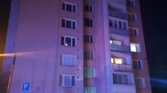 V paneláku na košickém sídlišti hořel byt. Mezi zraněnými jsou tři děti!