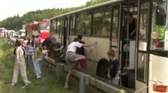 Srážka autobusu na D1: čtyři zranění