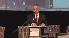 Středula: Zaměstnanci státu by neměli být dehonestováni. Úředník je i hasič nebo policista