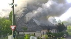 VIDEO: Z chalupy stoupal obří dým. Z domu na Svitavsku zbyly ruiny