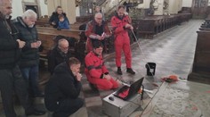Vědci prozkoumali kryptu Arnošta z Pardubic. Našli v ní ostatky