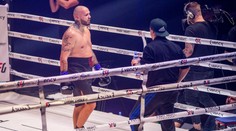 Rapper Rytmus má první boxerskou výhru v kariéře, zvítězil i Attila Végh