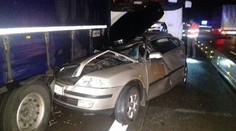 Na D1 se tvořily kolony. Osobní auto narazilo do nákladního