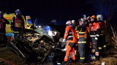 FOTOGALERIE: Polovina auta připomíná kovošrot! Řidič měl srdeční kolaps a neměl šanci přežít