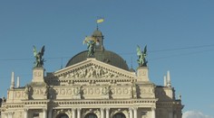 Politici řešili rusko-ukrajinskou krizi. Diplomaté se přesouvají do Lvova