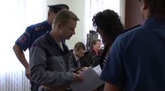 Vyrušil zloděje při činu. Ten ho přejel náklaďákem