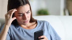 Podvodníci se vydávají za Úřad vlády. Z lidí lákají informace o bankovním účtu