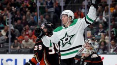 Faksa pomohl k výhře Dallasu. MacKinnon doma opět bodoval