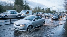 Bouře Herminia udeřila na Evropu. Meteorologové vydali několik varování
