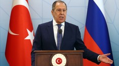Lavrov: Rusko nebrání Ukrajině vyvážet obilí. Za patovou situaci si může sama