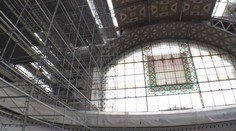 Pohled na staveniště: Dělníky při opravách Průmyslového paláce řada věcí překvapila