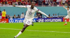 Syn fotbalové legendy Weah dostal Američany do vedení. Bale zařídil remízu
