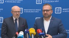 Vláda ustoupila lékařům. Sníží jim objem přesčasů a zlepší platové podmínky