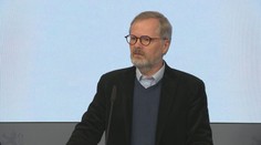 Fialovy příspěvky znervóznily lidi. "Vám někdo hacknul účet?" ptají se premiéra