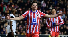 Álvarez zařídil výhru Atlética. Barcelona je zpátky v čele LaLigy