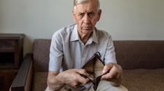 Spořil na důchod, nyní mu chodí stále míň peněz. Odbornice řekla, na co si dát pozor