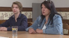 Výměna manželek plná alkoholu: Místo knížky pro dítě si kupují lahve vodky