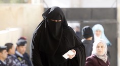 Svět podle muslimů: Dívky při běhání přijdou o panenství!