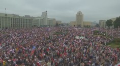 Lukašenko má narozeniny, protesty zesílily! Do ulic Minsku vyjely tanky