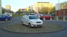 Jak parkuje městská policie na Kladně?