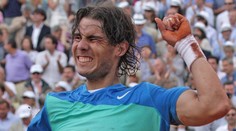 Nadal drtí soupeře! Pauza mu dala energii