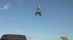 O2 arenu čeká nejstarší freestyle motokrosová akce v Evropě
