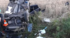Mladík nezvládl řízení v zatáčkách, poslední byla osudnou