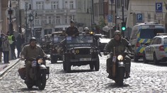 Motorky i auta z druhé světové války. Českem projel historický konvoj