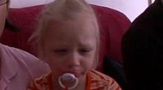 POMOZTE KAROLÍNCE! Zákeřný virus ji připravil o zrak a část mozku