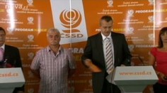 ČSSD odhalila kampaň, bude šít do Topolánka. Za kolik?