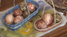 Malování kraslic? Zapomeňte. Kvůli covidu zbývají ještě z loňska