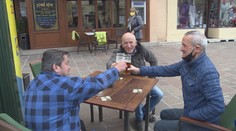 Slováci otevřeli zahrádky restaurací. Přišlo to narychlo, stěžují si majitelé