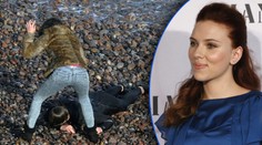 Scarlett Johanssonová vražedkyní! Ve filmu ubila muže kamenem