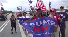 Do voleb prezidenta USA zbývají hodiny. Trump i Harrisová bojují o poslední hlasy