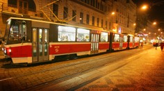 Hrozí konec nočních tramvají v Praze, nesplňují předepsané limity