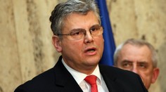 Lékaři přijedou za lidmi s podezřením na virus domů. Ludvík popsal postup