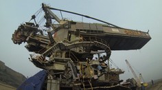 Lom ukončuje těžbu. Úřad práce zřizuje pro propuštěné lidi mobilní pobočku