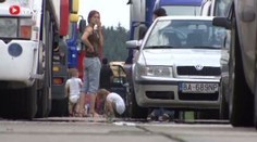 Nehoda kamionů zablokovala D1. Podívejte se
