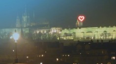 Havlovo neonové srdce ozdobí Brusel. Ale bude nové, lehčí a z diod