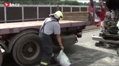 Srážka tří kamionů uzavřela Pražský okruh. Viník zřejmě pil
