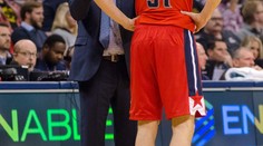 Kouč Wizards přiznal: Satoranský zaslouží hrát víc a taky bude!