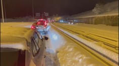 VIDEO: Turecko zasypal sníh. Kvůli počasí v zemi uvízli i čeští řidiči