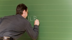 Klatovská sexuální kauza: Ředitel prý plácal žákyni (11) po zadku