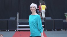 Úsměv a sebejistá chůze. Onkologické pacientky se předvedly v roli modelek