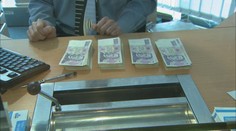 Dluhové tornádo! Odborníci se obávají konce vládních záchranných opatření