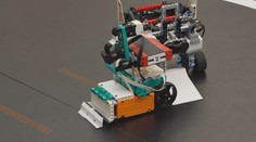 Ve Zlíně soutěžili roboti, které vyrobily děti. Jednoho naprogramoval 12letý Zdeněk