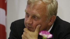Europoslanec Ransdorf splatil část svých dluhů! Snaží se zachránit svůj dům před exekutory